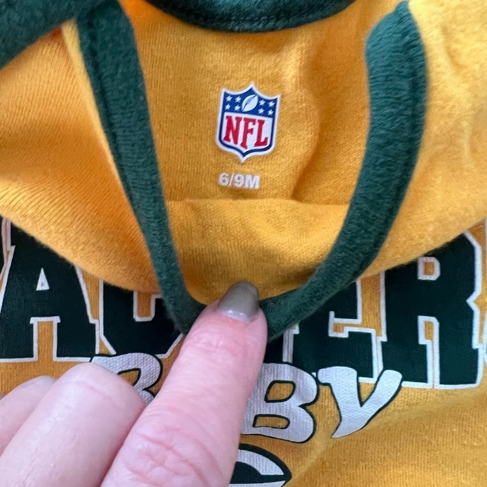 NFL Packers Baby Bodysuit Set - Gold and Green - Picture 2 of 3